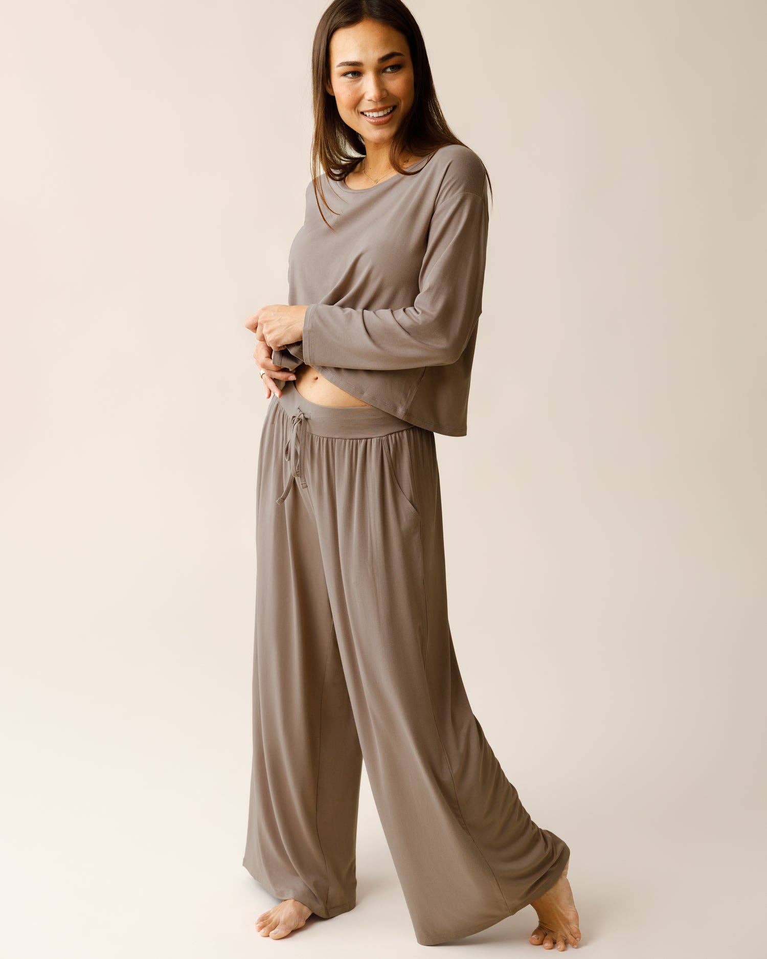 Aria Bamboo Casual Cropped Long Sleeve Top | Taupe