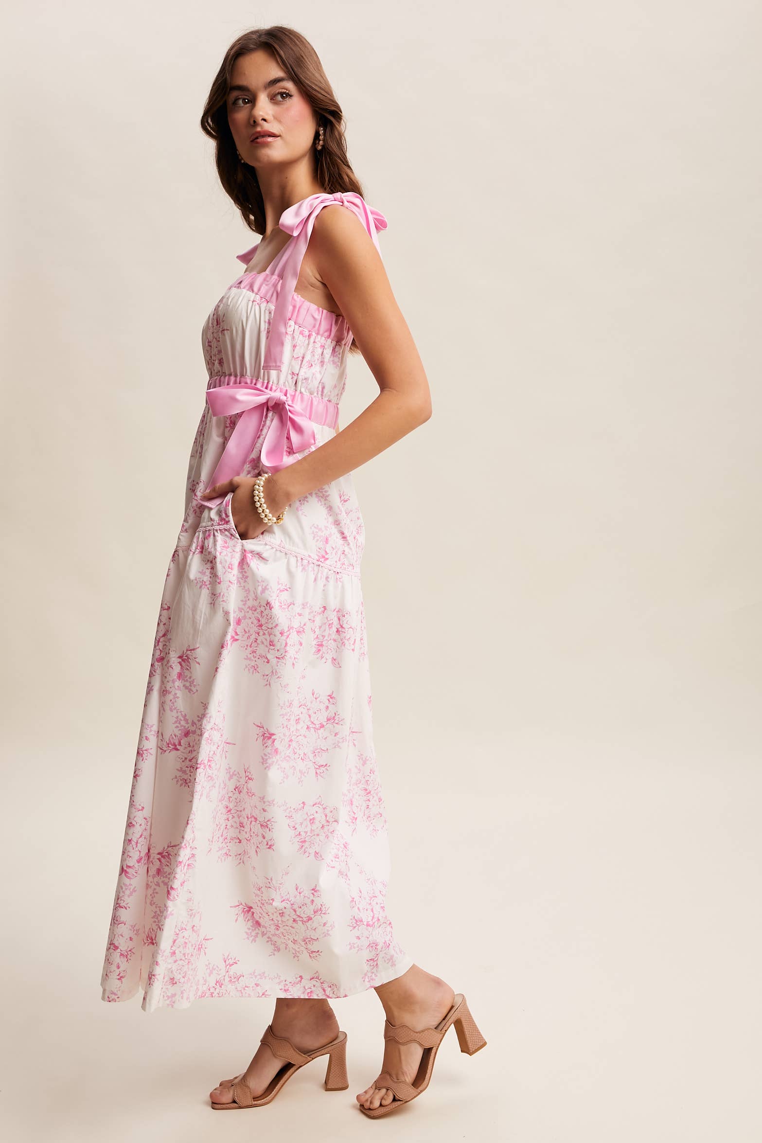 Claire Bump Friendly Maxi