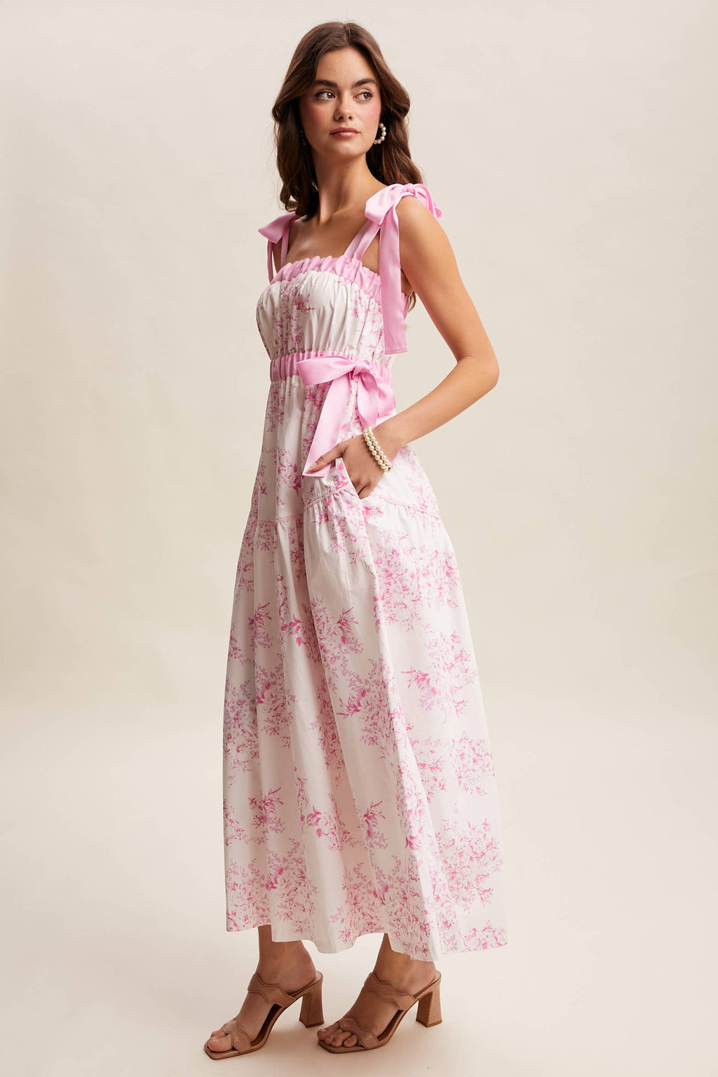 Claire Bump Friendly Maxi