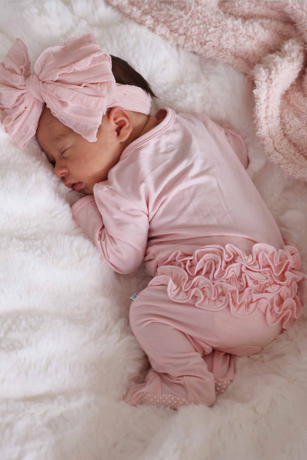 Bamboo Ruffle Zipper Footie
