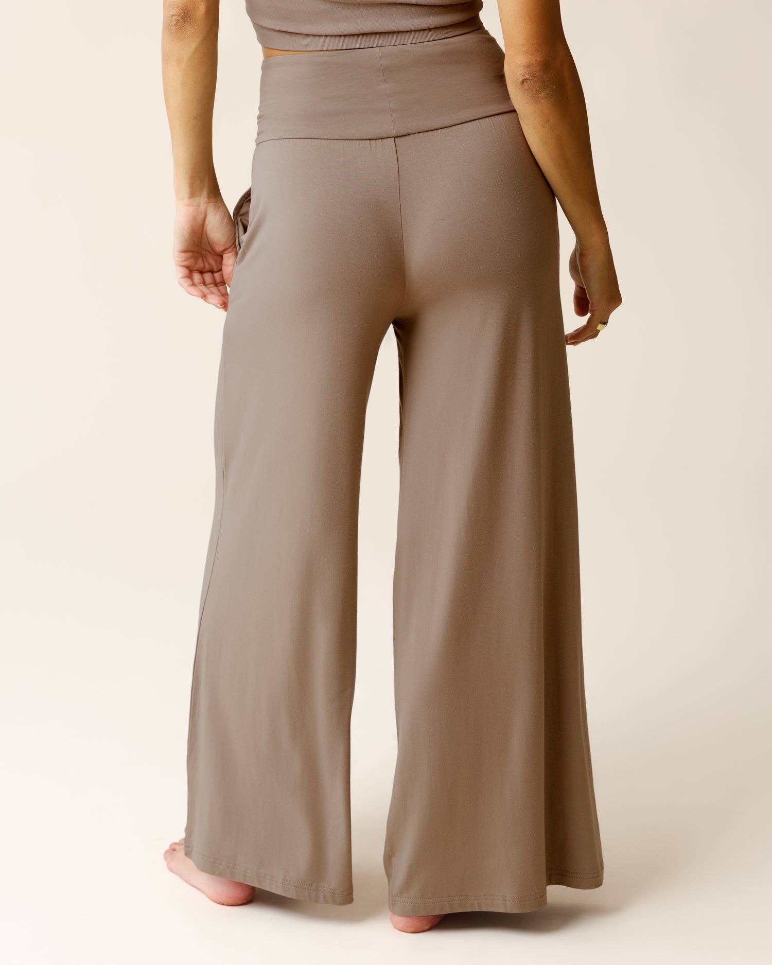 Bamboo Wide Leg Maternity & Postpartum Lounge Pant | Taupe