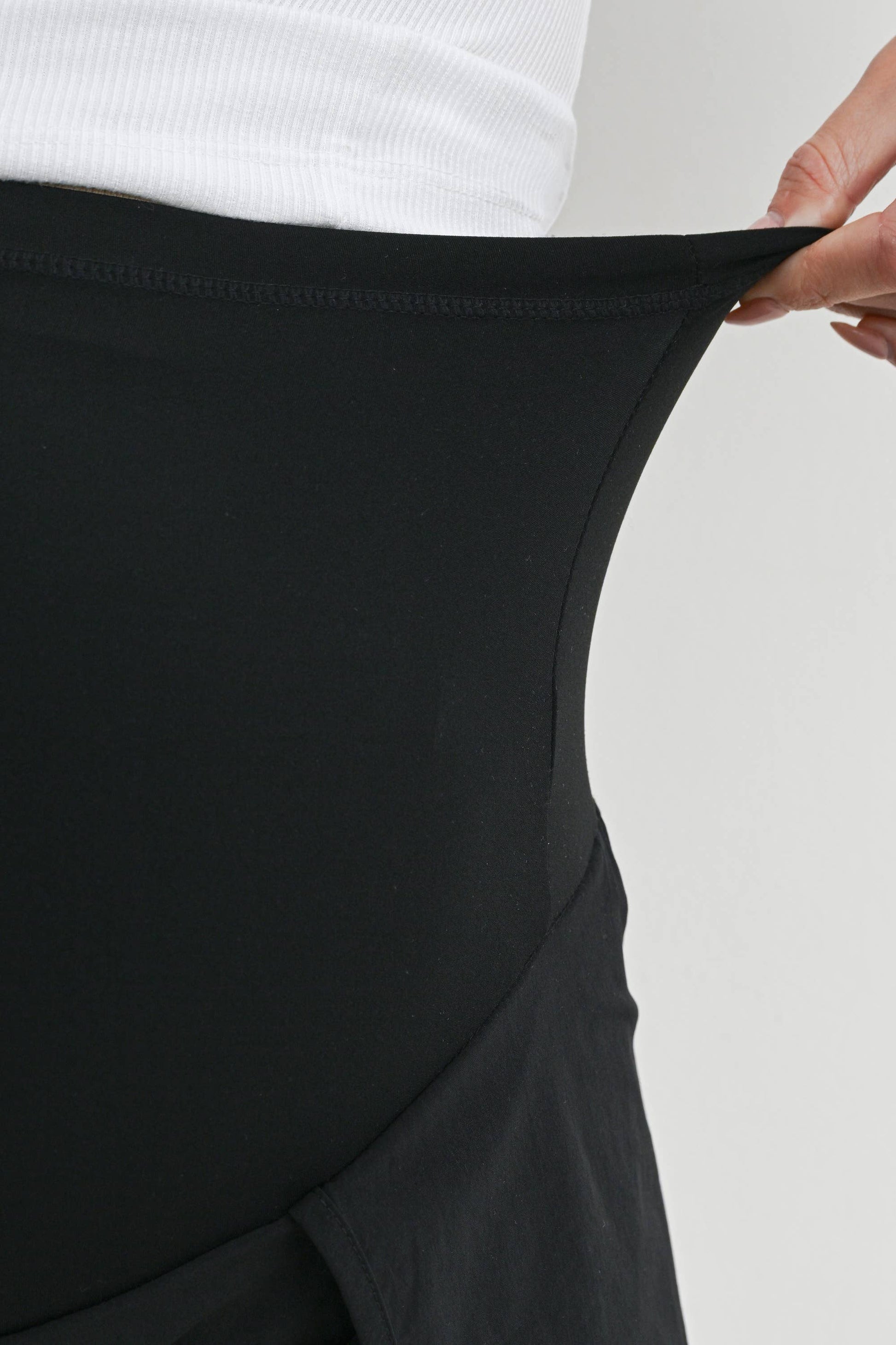 Shorts with Over-Bump Belly Band